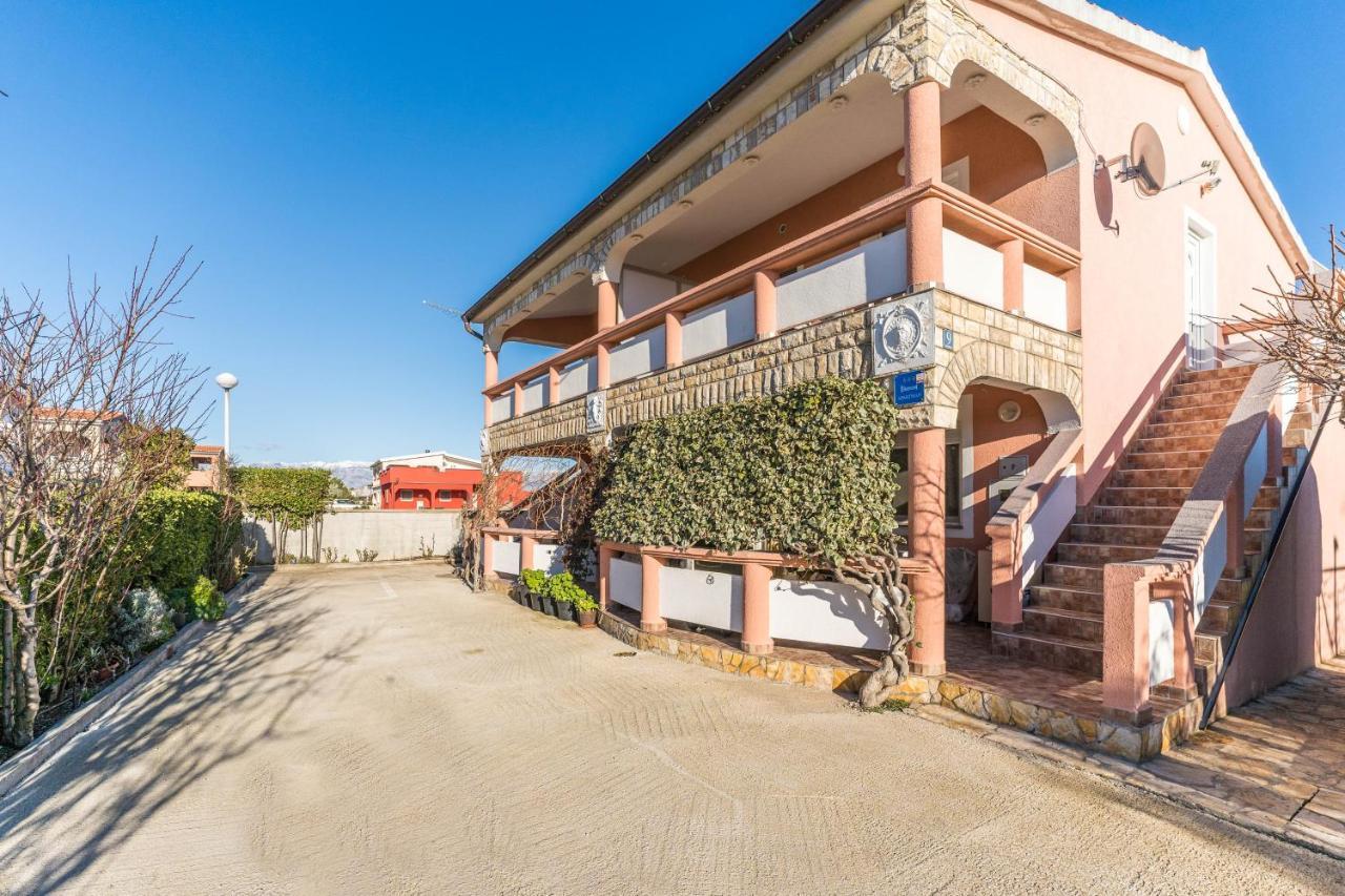 Apartmani Zarko Vir Exterior photo